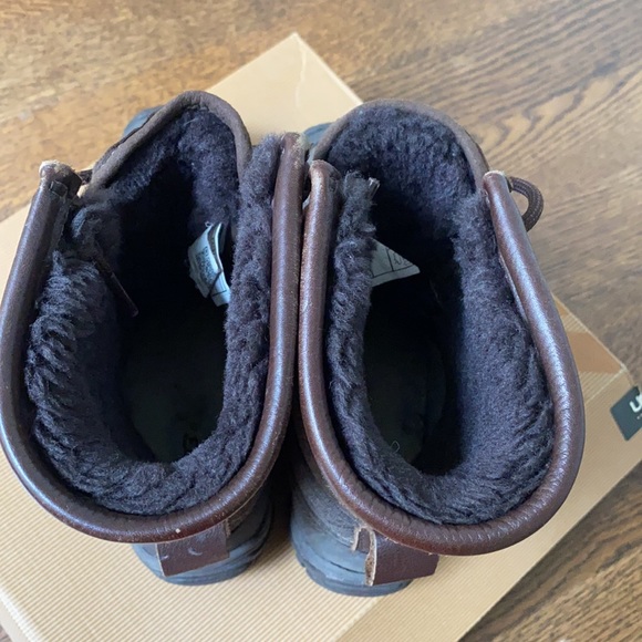 UGG boots - Picture 7 of 10